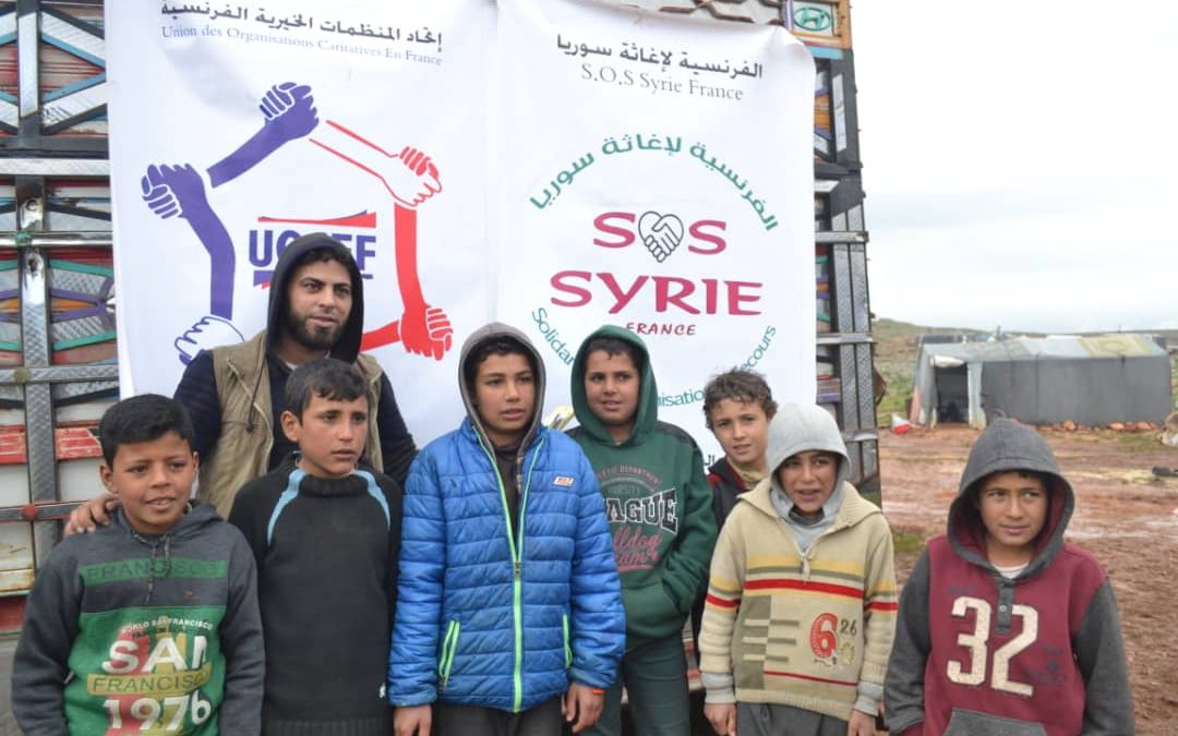 Distribution de charbon de bois